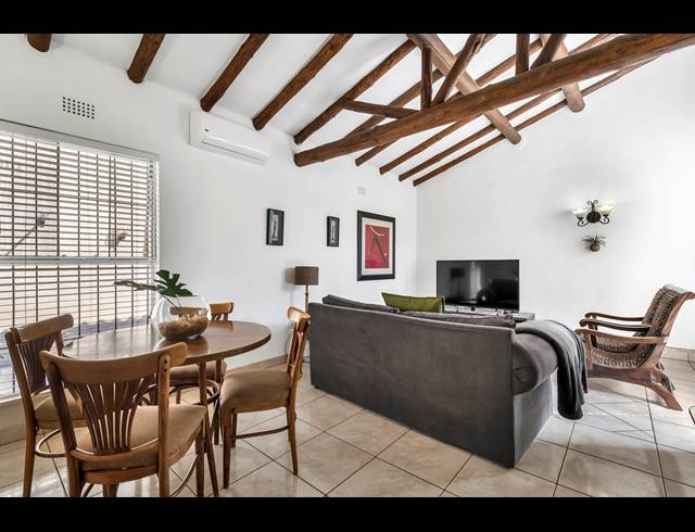2 BEDROOM TOWNHOUSE FOR SALE IN SANDOWN